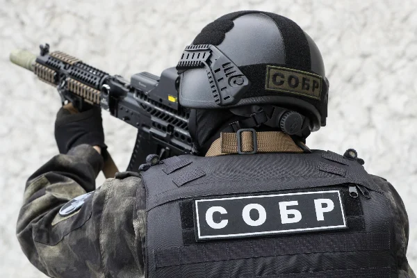 В Дагестане Росгвардия и спецназ задержали подпольных оружейников