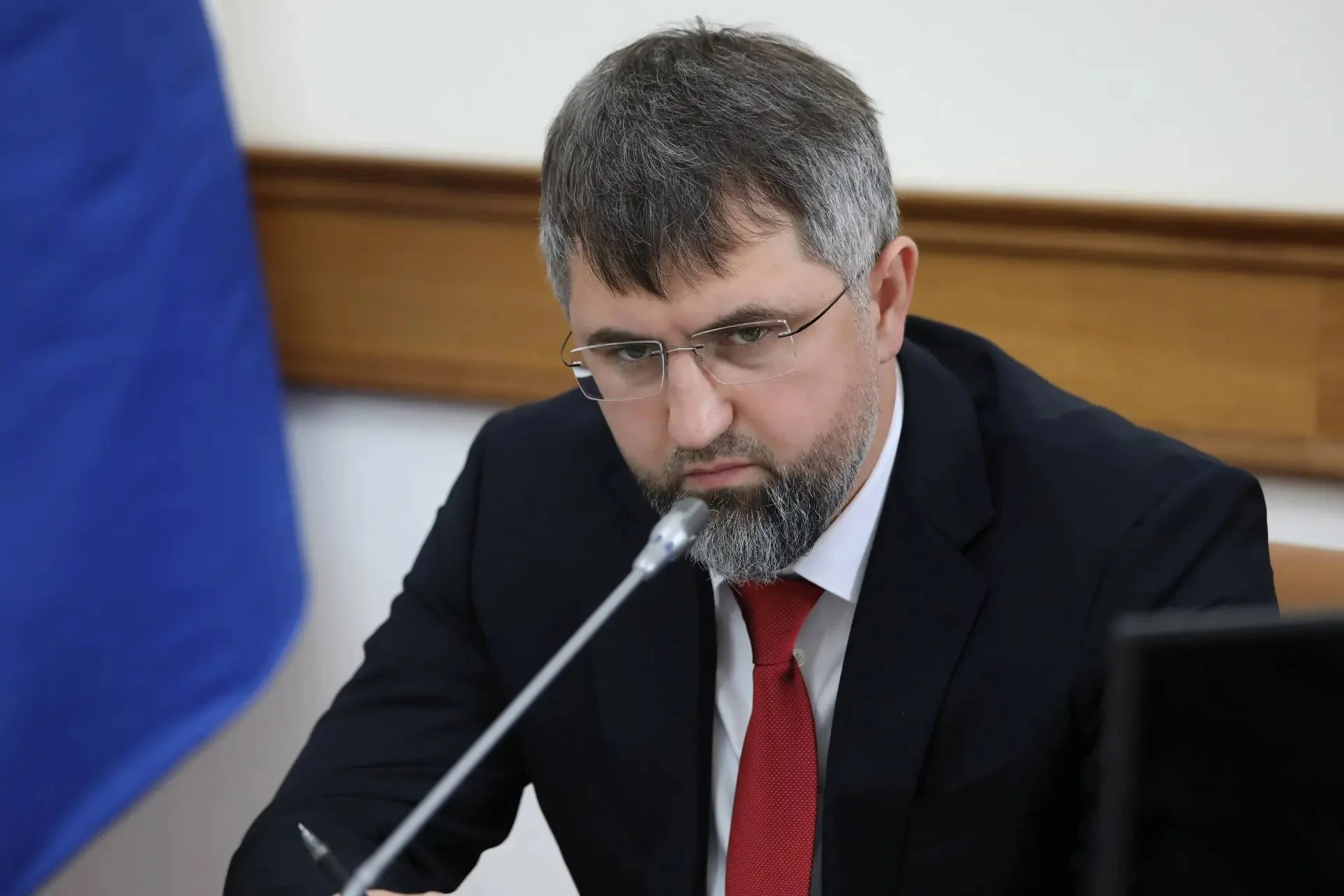 Магомед Рамазанов поручил создать в Дагестане опорные школы по преподаванию родных языков