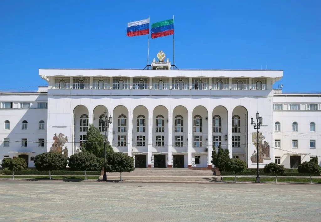 В Дагестане упразднили управления по госслужбе и противодействию коррупции
